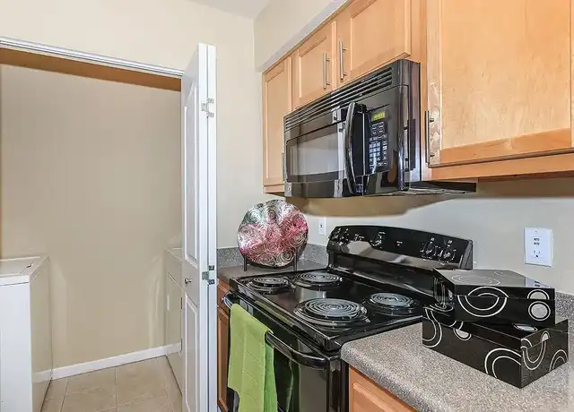 Property at Sienna Bay - 10501 3rd St N, Saint Petersburg, FL, 33716, 1 bed, 1 bath, [object Object]