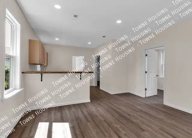 Property at 20 Marion St Unit 5, Buffalo, NY, 14207, 2 beds, 1 bath, [object Object]