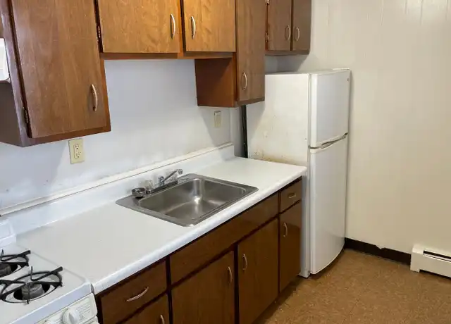 Property at 81 Hope St Unit B202, Woonsocket, RI, 02895, 1 bed, 1 bath, [object Object]