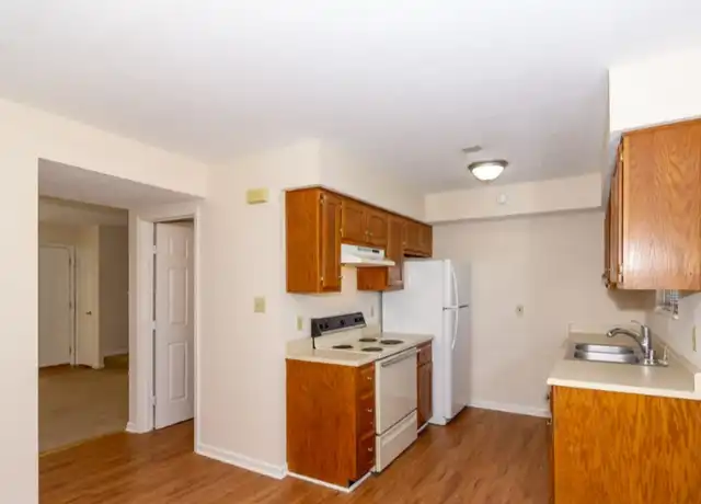 Property at 429 Garden City Dr Apt 1, Richmond, KY, 40475, 2 beds, 1.5 baths, [object Object]