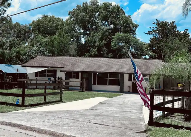 Property at 2304 Country Club Rd, Eustis, FL, 32726, 3 beds, 2 baths, [object Object]