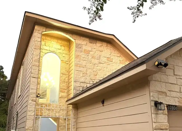 Property at 10904 Panther Ct, Houston, TX, 77099, 4 beds, 2.5 baths, [object Object]