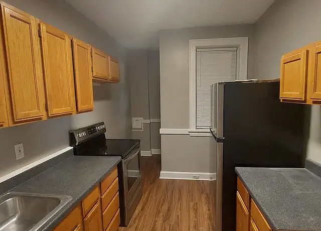 Photo of 218 Twin Oaks Rd, Akron, OH 44313