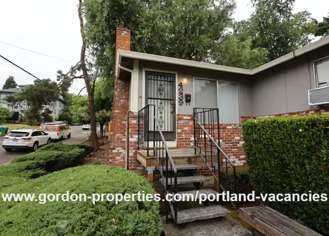 Property at 4239 SE 15th Ave Unit 4239, Portland, OR, 97202, 3 beds, 1 bath, [object Object]