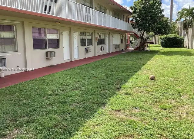 Property at 2917 Plunkett St, Hollywood, FL, 33020, 2 beds, 1 bath, [object Object]