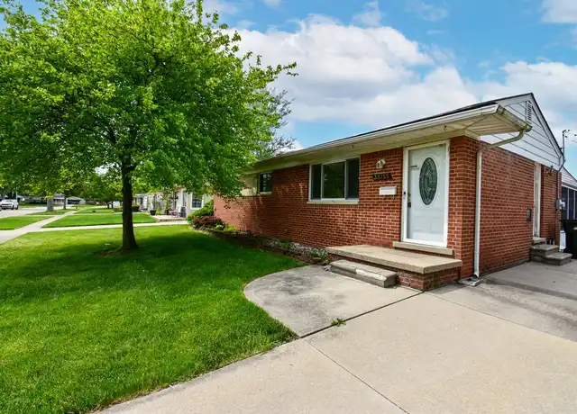 Property at 33755 Newport Dr, Sterling Heights, MI, 48310, 3 beds, 2 baths, [object Object]