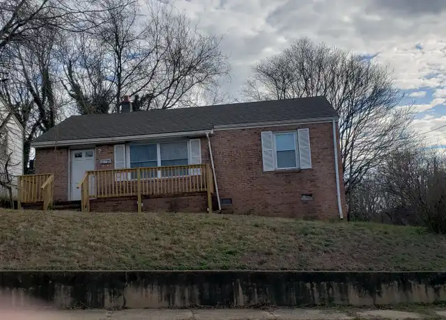 Property at 1225 High Pearl St, Petersburg, VA, 23803, 3 beds, 1 bath, [object Object]