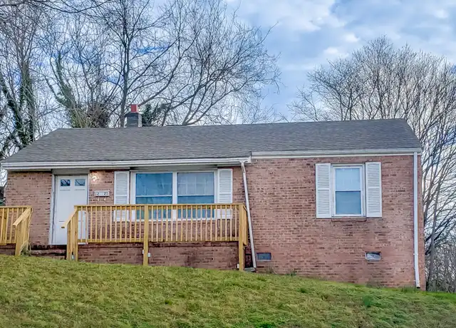 Property at 1225 High Pearl St, Petersburg, VA, 23803, 3 beds, 1 bath, [object Object]