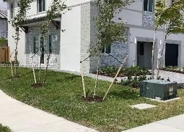 Property at 701 SE 14th Ct, Homestead, FL, 33034, 4 beds, 3.5 baths, [object Object]