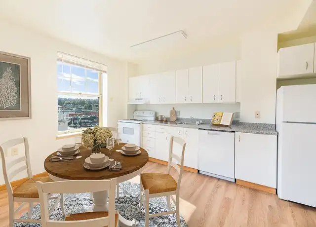 Property at Monte Cristo Hotel Apartments - 2929 Hoyt Ave, Everett, WA, 98201, 0-1 beds, 1 bath, [object Object]