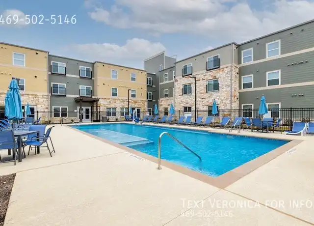 Property at 12219 U.S. 290, Manor, TX, 78653, 2 beds, 2 baths, [object Object]