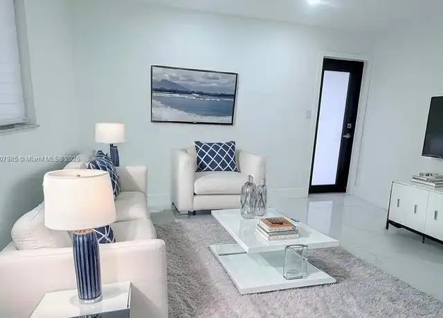 Property at 1440 N 71st Ave Unit 2, Hollywood, FL, 33024, 1 bed, 1 bath, [object Object]