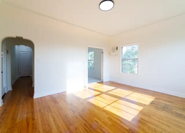 Property at 1451 S Ridgeley Dr #8, Los Angeles, CA, 90019, 1 bed, 1 bath, [object Object]