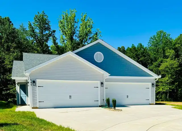 Property at 125 Brawley Villas Pl, Mooresville, NC, 28117, 3 beds, 2 baths, [object Object]