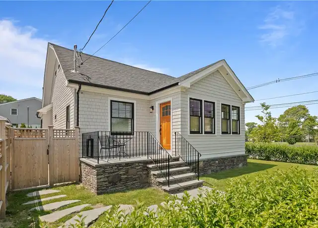 Property at 109 Carroll Ave, Newport, RI, 02840, 5 beds, 4 baths, [object Object]