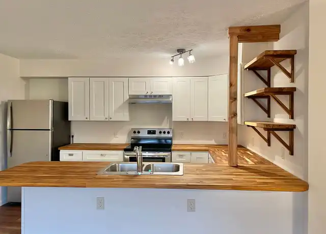 Property at 400 Cranbrook Ave SE Unit 7, Valdese, NC, 28690, 1 bed, 1 bath, [object Object]