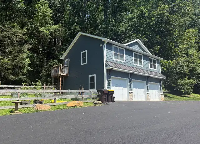 Property at 3911 Dogwood Ln, Riegelsville, PA, 18077, 2 beds, 1 bath, [object Object]