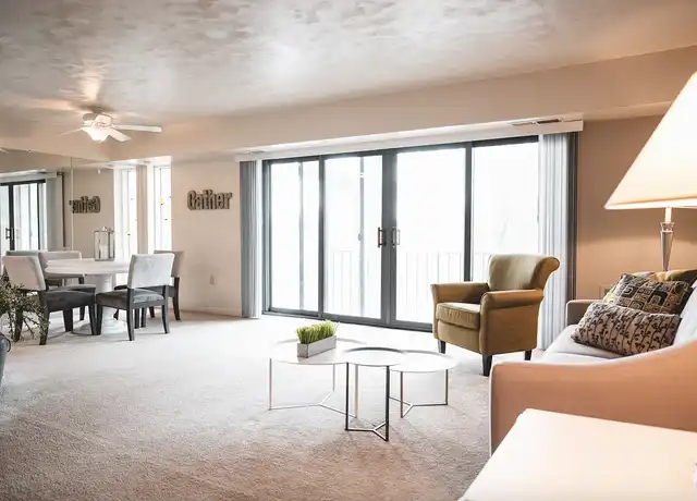 Property at Hyland Hills - 275 Oakville Dr, Pittsburgh, PA, 15220, 0-1 beds, 1 bath, [object Object]