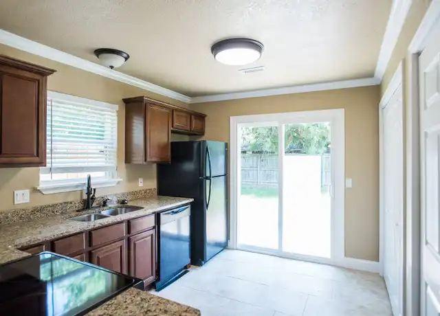 Property at 3875 Windwood Ln Unit 3875 A, Springdale, AR, 72762, 2 beds, 1 bath, [object Object]