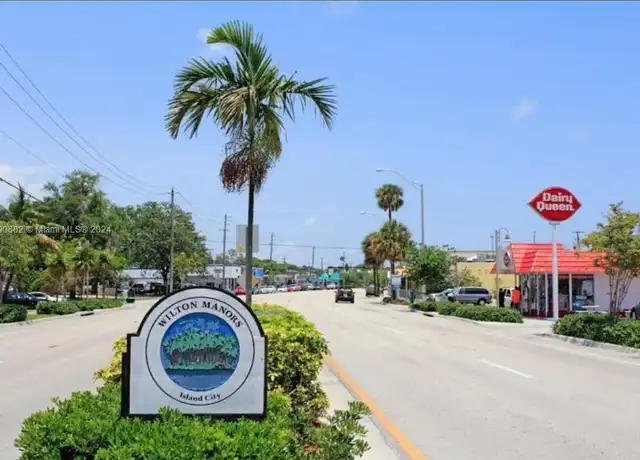 Property at 1909 NE 26th Dr Unit 1909, Wilton Manors, FL, 33306, 3 beds, 2 baths, [object Object]