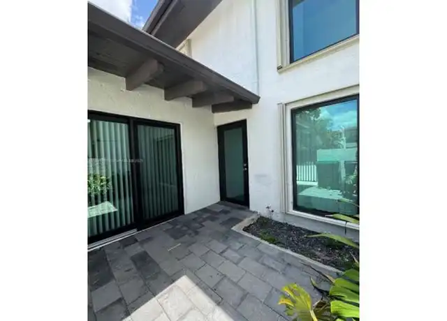 Property at 6929 SW 109th Pl, Miami, FL, 33173, 3 beds, 2 baths, [object Object]