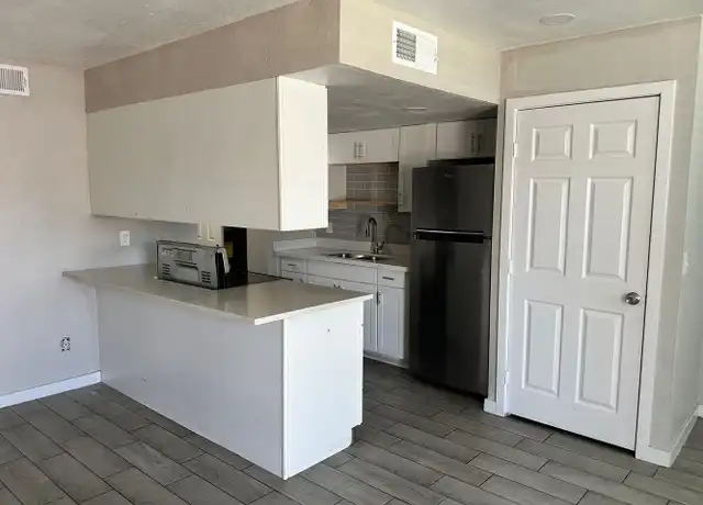 Property at 16801 N 26th St Unit 20 (Very Low Income), Phoenix, AZ, 85032, 1 bed, 1 bath, [object Object]
