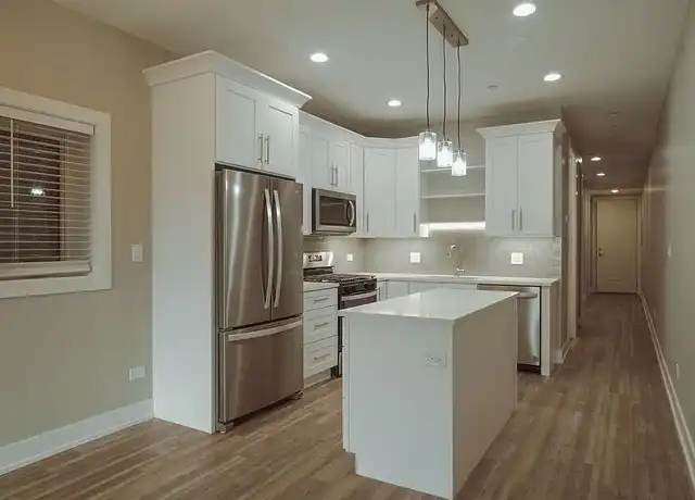 Property at Prospect Station - 4 Walker Ave, Clarendon Hills, IL, 60514, 1 bed, 1 bath, [object Object]