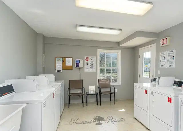 Property at 1707 Buccaneer Dr Unit 304, Johnson City, TN, 37604, 1 bed, 1 bath, [object Object]