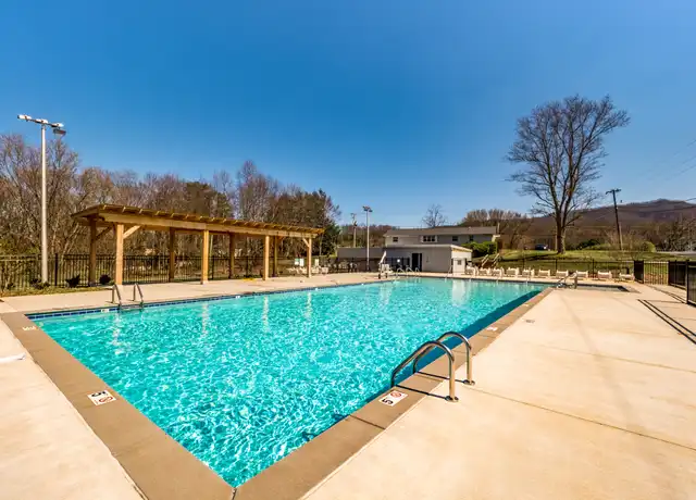Property at 1707 Buccaneer Dr Unit 304, Johnson City, TN, 37604, 1 bed, 1 bath, [object Object]