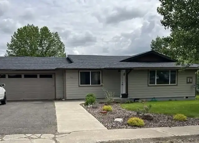 Property at 625 N 13th Ave, Elgin, OR, 97827, 3 beds, 1 bath, [object Object]