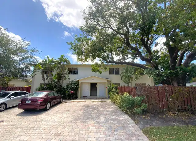 Property at 530 NE 15th Ct #7, Fort Lauderdale, FL, 33304, 2 beds, 1 bath, [object Object]