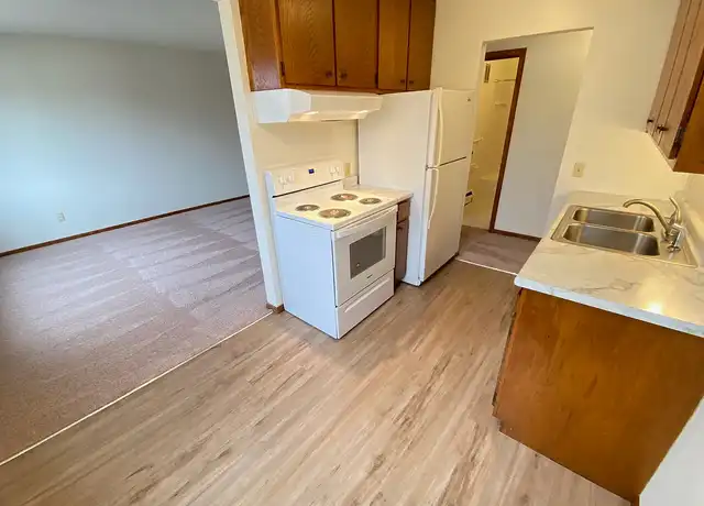 Property at Hidden Valley - 429 Idaho Ave W, Saint Paul, MN, 55117, 1 bed, 1 bath, [object Object]