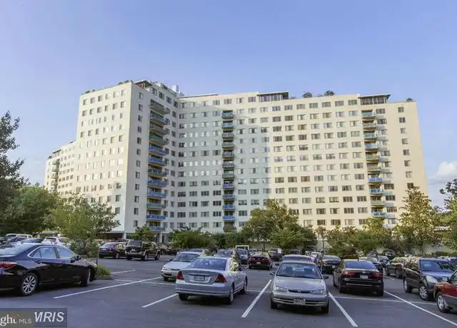 Property at 10201 Grosvenor Pl #1423, Rockville, MD, 20852, 0 beds, 1 bath, [object Object]