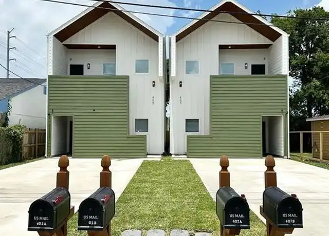 Property at 407 Clearwater St Unit B, Houston, TX, 77029, 3 beds, 2 baths, [object Object]