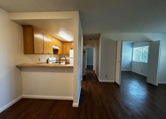 Property at 960 W Chestnut Ave Unit 944-D, Lompoc, CA, 93436, 1 bed, 1 bath, [object Object]