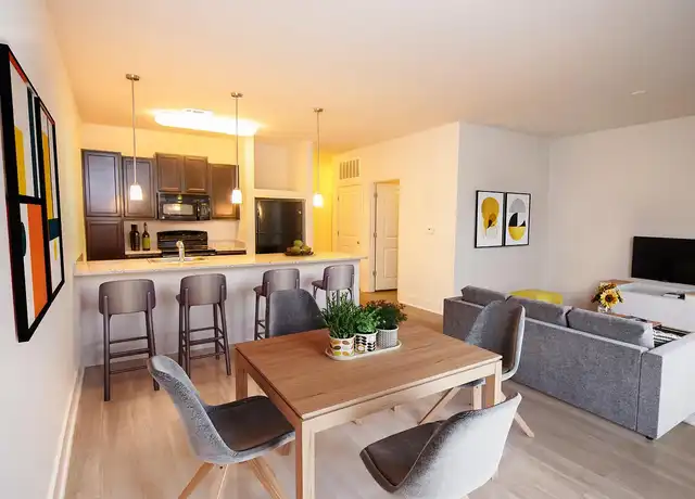 Property at South Junction Apartments - 9 E Carolina Ave, Memphis, TN, 38103, 0-2 beds, 1-2 bath, [object Object]