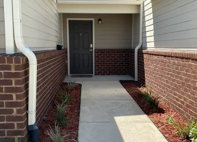 Property at 718 Majestic Dr Unit 1, Crestview, FL, 32536, 2 beds, 2.5 baths, [object Object]