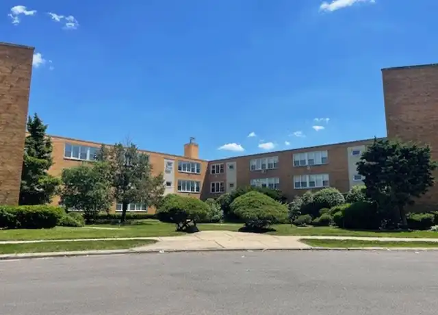 Property at 2515 W Jerome St Unit 7533-12C, Chicago, IL, 60645, 4 beds, 2 baths, [object Object]