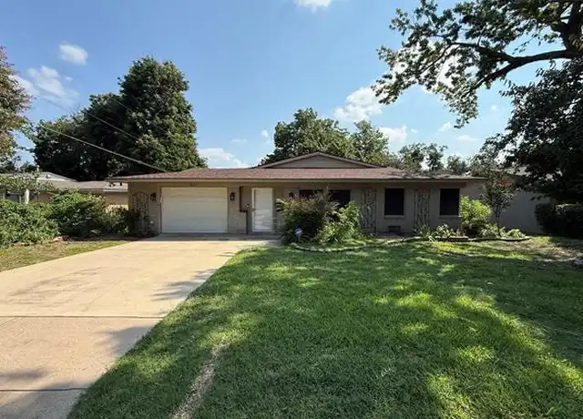 Property at 4717 Staples Ave, Fort Worth, TX, 76133, 3 beds, 2.5 baths, [object Object]