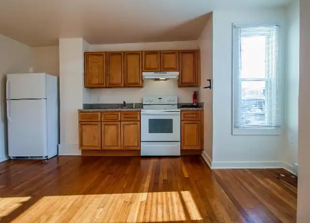 Property at 729 Winchester Ave, Martinsburg, WV, 25401, 1 bed, 1 bath, [object Object]
