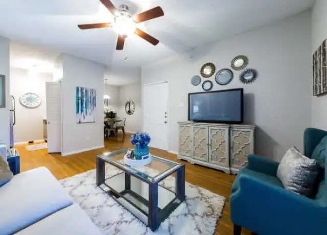 Property at 1003 Justin Ln Unit 1190, Austin, TX, 78757, 1 bed, 1 bath, [object Object]