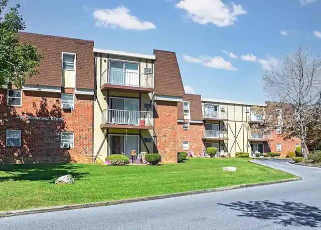 Property at Independence Square Apartments - 1 Maryland Cir, Whitehall, PA, 18052, 3 beds, 2 baths, [object Object]