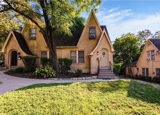 Property at 407 E 32nd St Unit A, Austin, TX, 78705, 2 beds, 2 baths, [object Object]