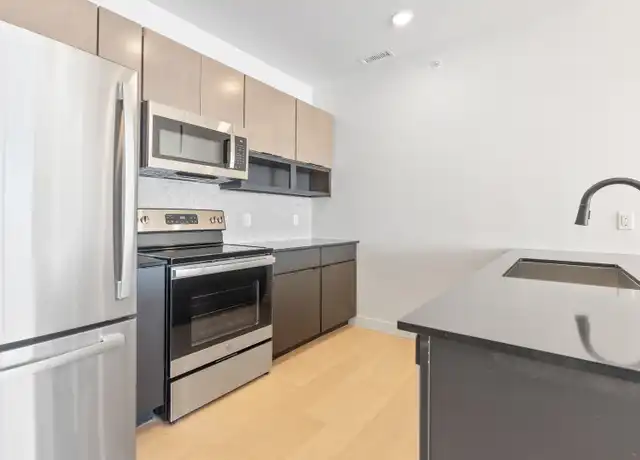 Property at 417 Marion Rd Unit 309, Oshkosh, WI, 54901, 1 bed, 1 bath, [object Object]