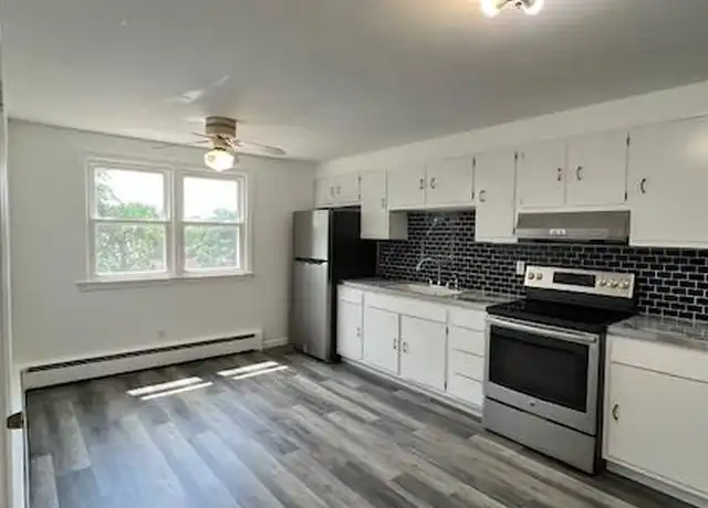 Property at 10 Rockland Ave, Port Chester, NY, 10573, 2 beds, 1 bath, [object Object]