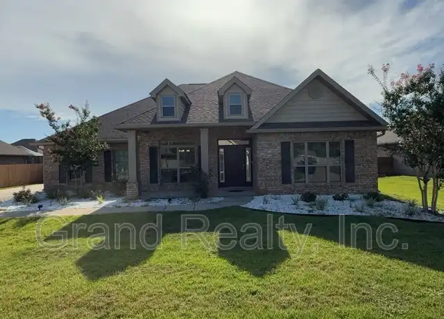 Property at 4818 DuPont Cir, Milton, FL, 32571, 5 beds, 3 baths, [object Object]