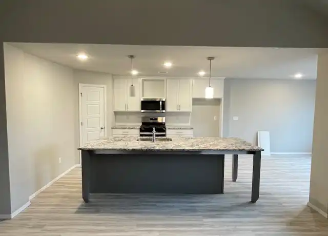 Property at 3813 E 144th Pl S, Bixby, OK, 74008, 4 beds, 2 baths, [object Object]
