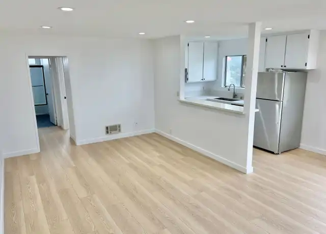 Property at 1448 Monterey Blvd Unit 212, Hermosa Beach, CA, 90254, 1 bed, 1 bath, [object Object]