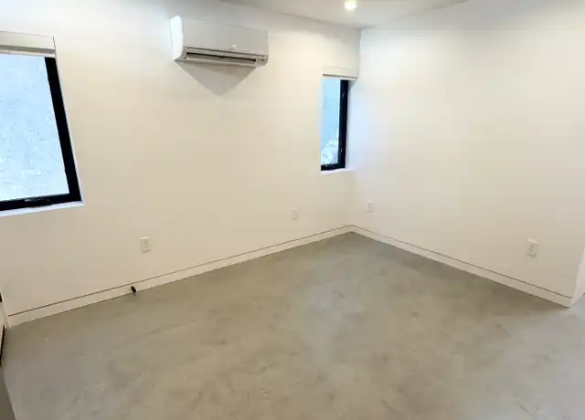 Property at 1405 Tomato Aly, Sacramento, CA, 95818, 1 bed, 1 bath, [object Object]