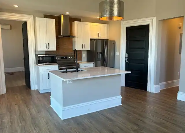 Property at 3805 Franklin Blvd Unit 201, Cleveland, OH, 44113, 2 beds, 2 baths, [object Object]